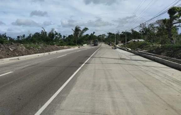 Dpwh Widens Daang Maharlika Section In Camsur Department Of Public